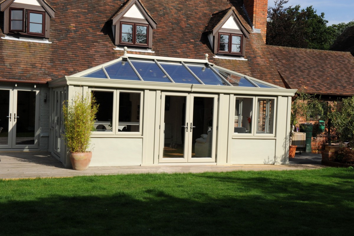 Modern House Extenson With Loggia Columns